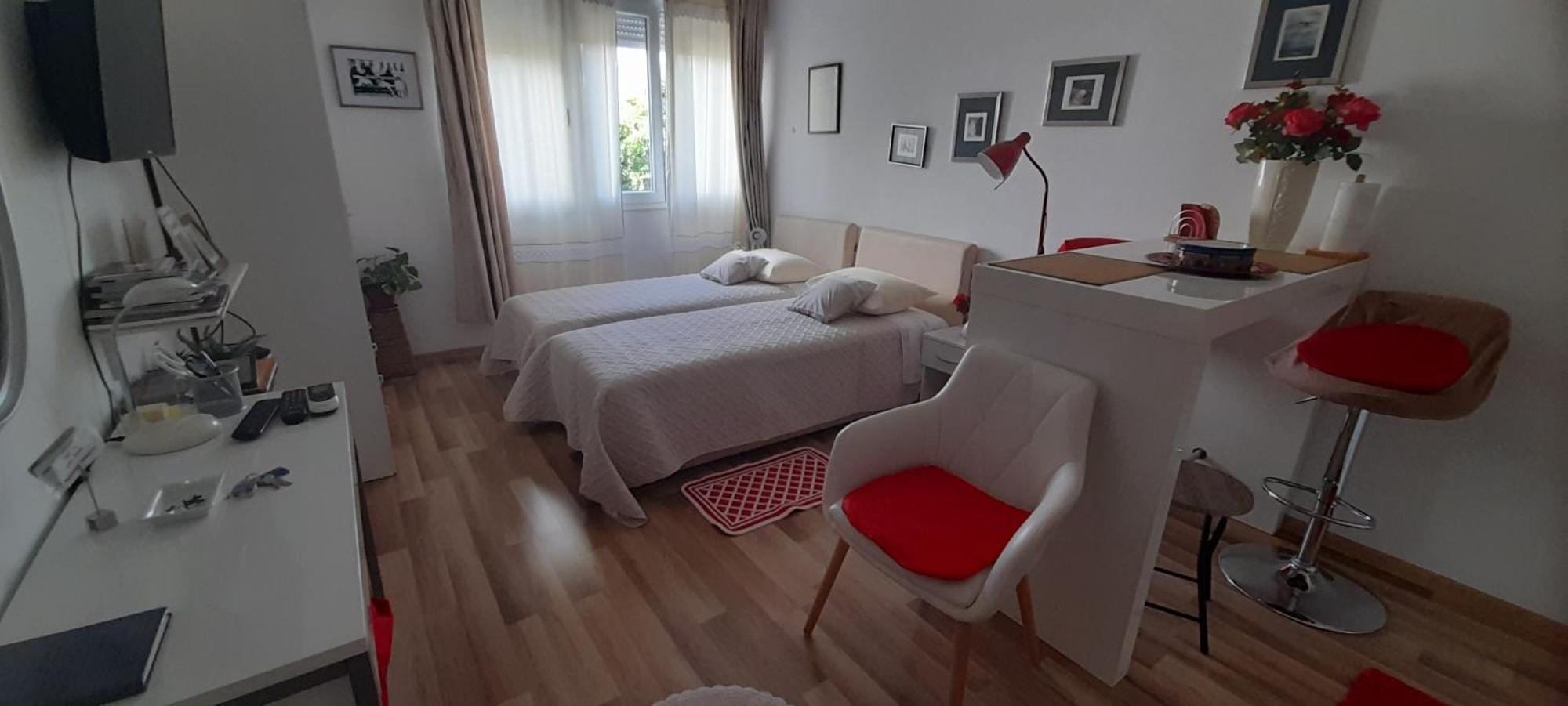 Klara Studio Apartman Split Exterior photo